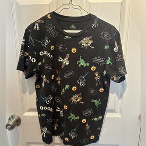 Disney Toy Story Buzz Lightyear Woody
Womens small Short Sleeve Graphic T Shirt